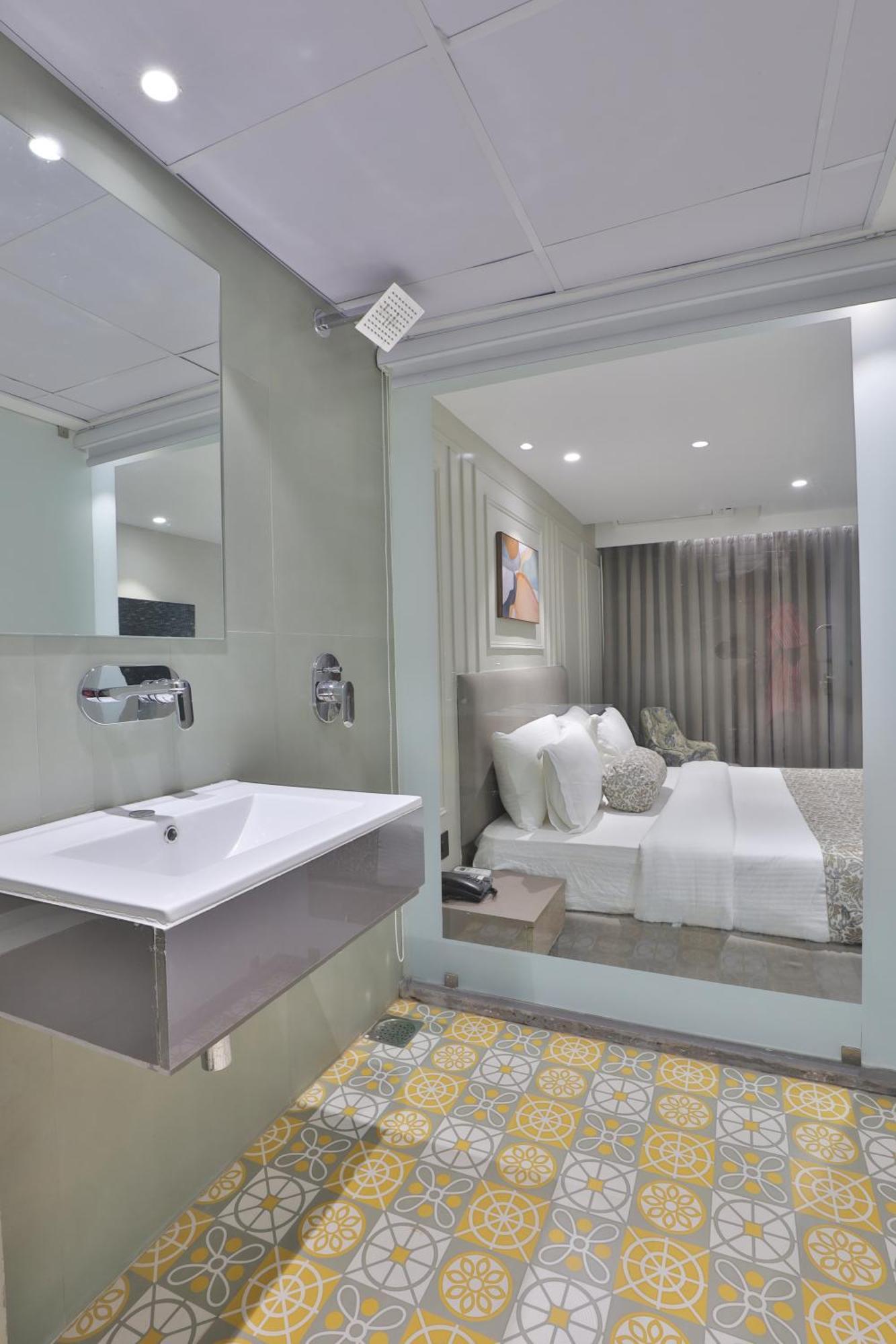 אחמדאבאד Hotel The Grand Suites מראה חיצוני תמונה
