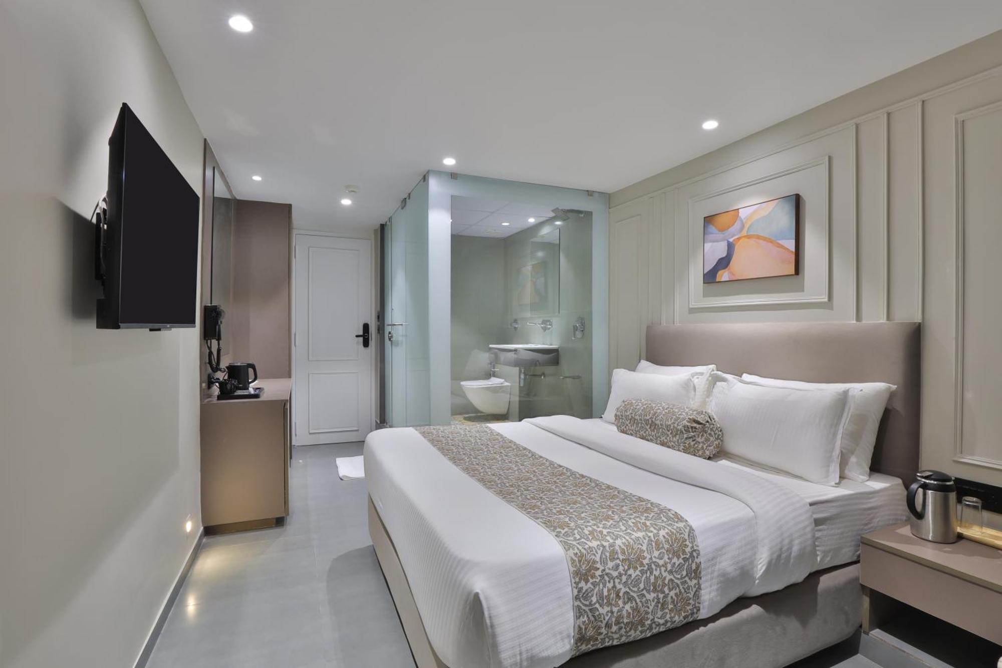 אחמדאבאד Hotel The Grand Suites מראה חיצוני תמונה