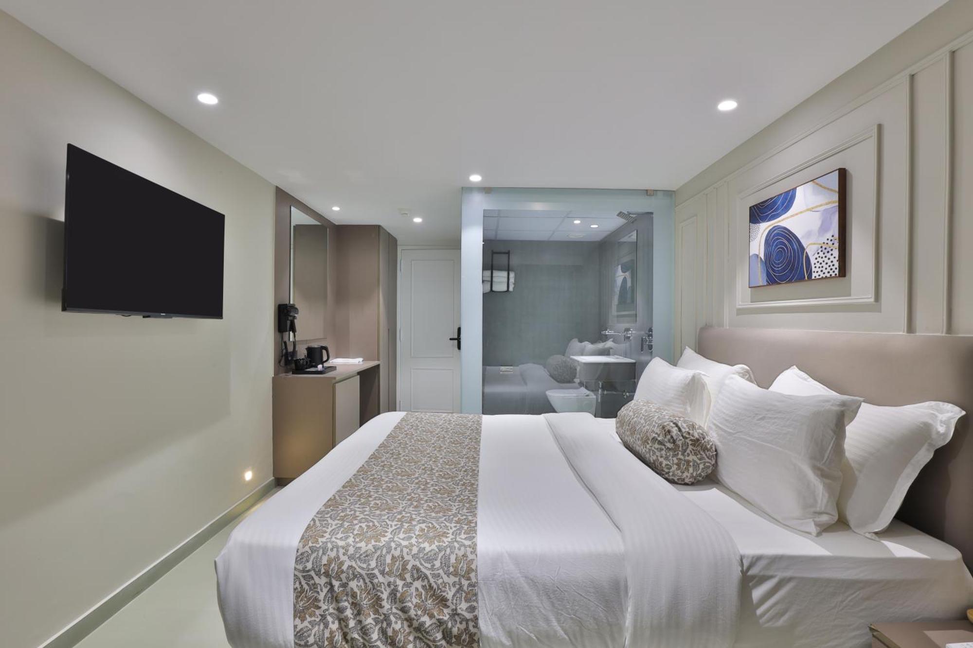 אחמדאבאד Hotel The Grand Suites מראה חיצוני תמונה