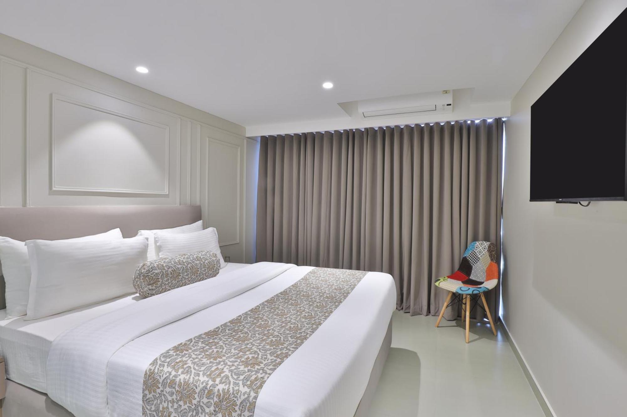אחמדאבאד Hotel The Grand Suites מראה חיצוני תמונה